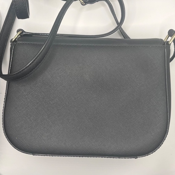 Kate Spade Crossbody Purse – Chic, Lightweight & Everyday Ready - Picture 2 of 2
